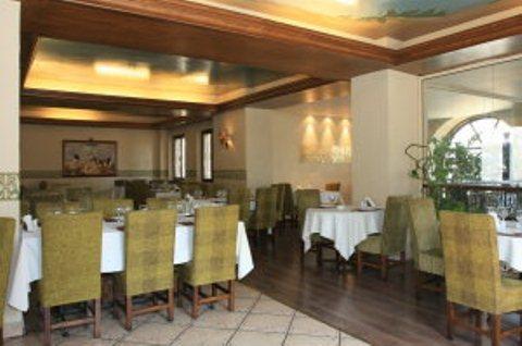 Hotel Piccolo Mondo Bucureşti Restaurant foto